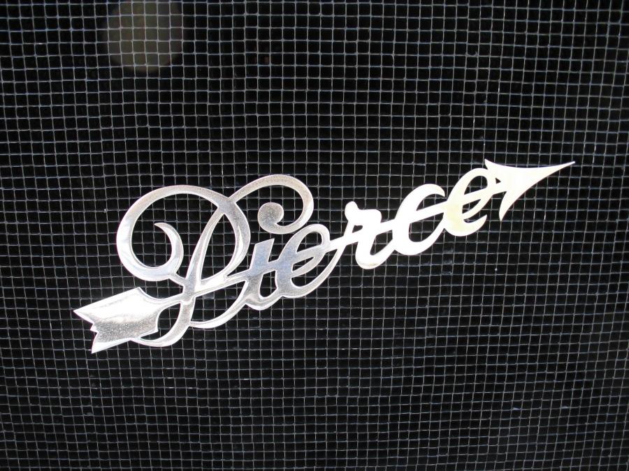  Pierce-Arrow Model 48 Touring Car 1917 года  (фото 4 из 10)